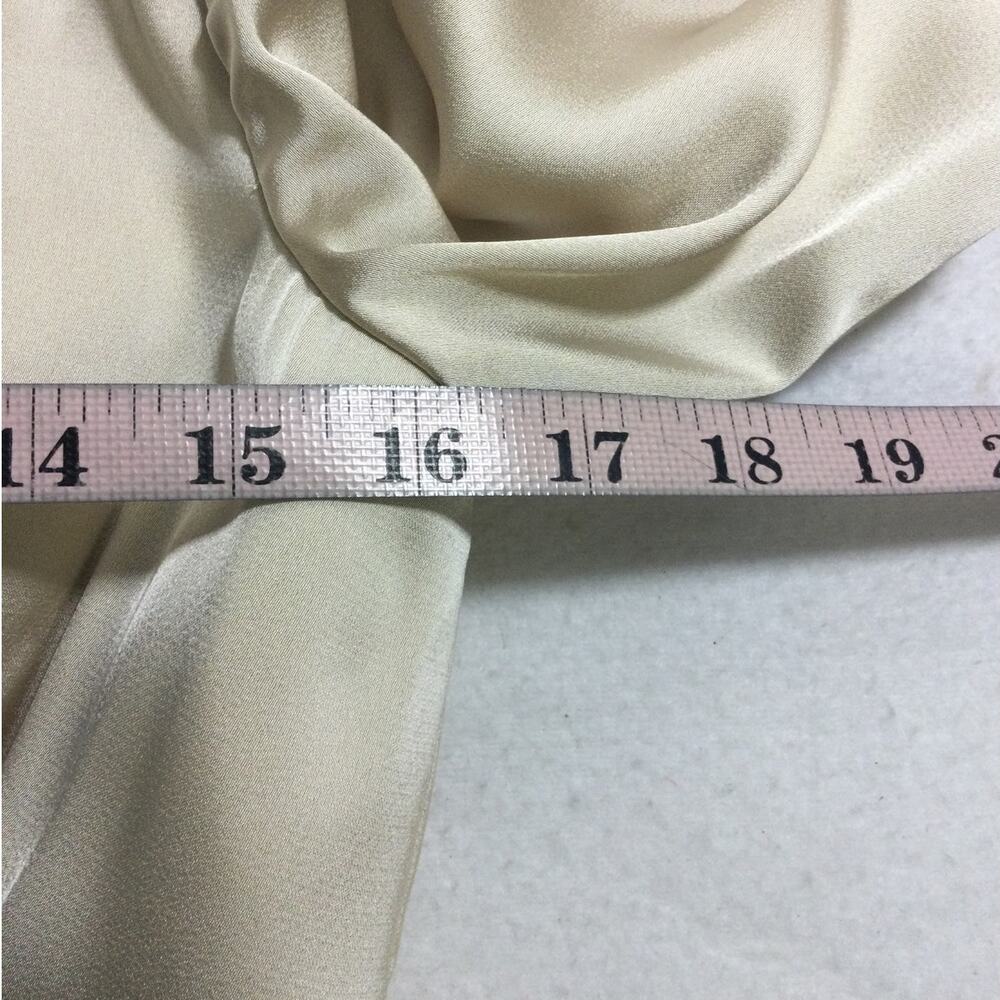Elegant Cream Maxi Dress - Picture 5 of 8